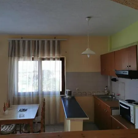 Kassandra Garden Apartment Istro