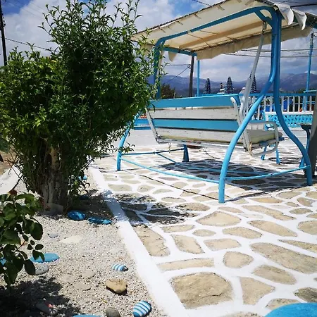 Kassandra Garden Apartment *