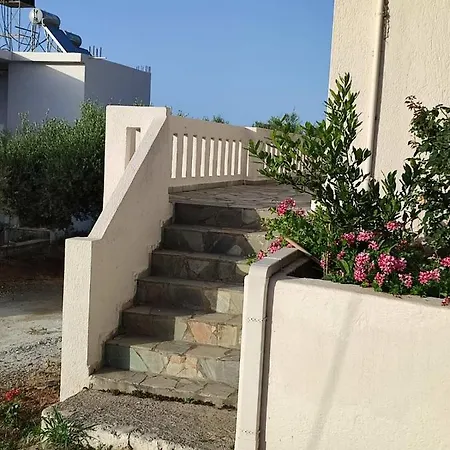 Kassandra Garden Istro