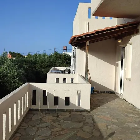 Kassandra Garden Apartment *