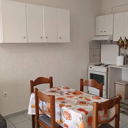 Kassandra Garden * Istro