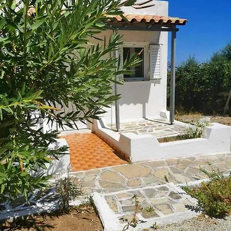 Kassandra Garden Apartment Istro