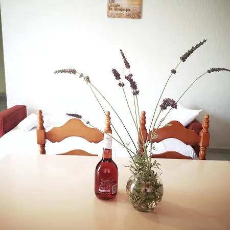 Kassandra Garden * איסטרו