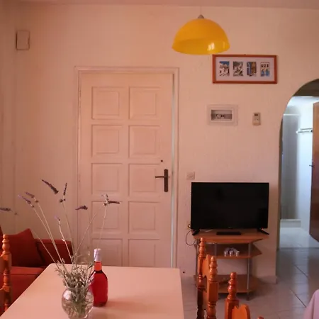 Kassandra Garden דירה *